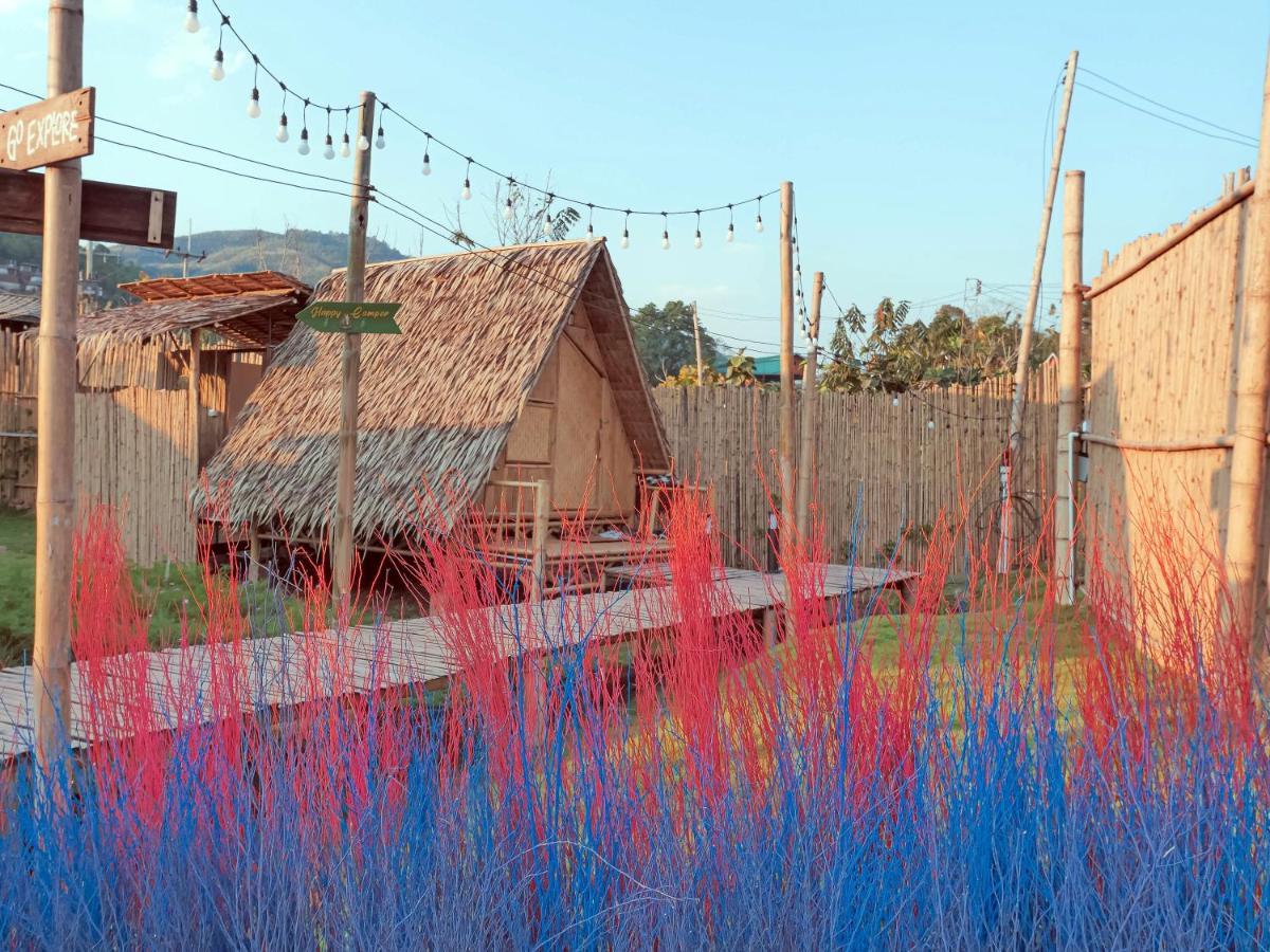Yellowstone Camps Resort Sapan Ban Huai Ti Bagian luar foto